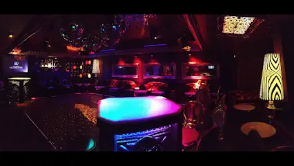 ambiance — soirée